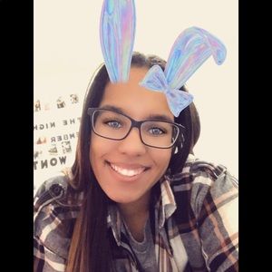 Meet your Posher, Michaela